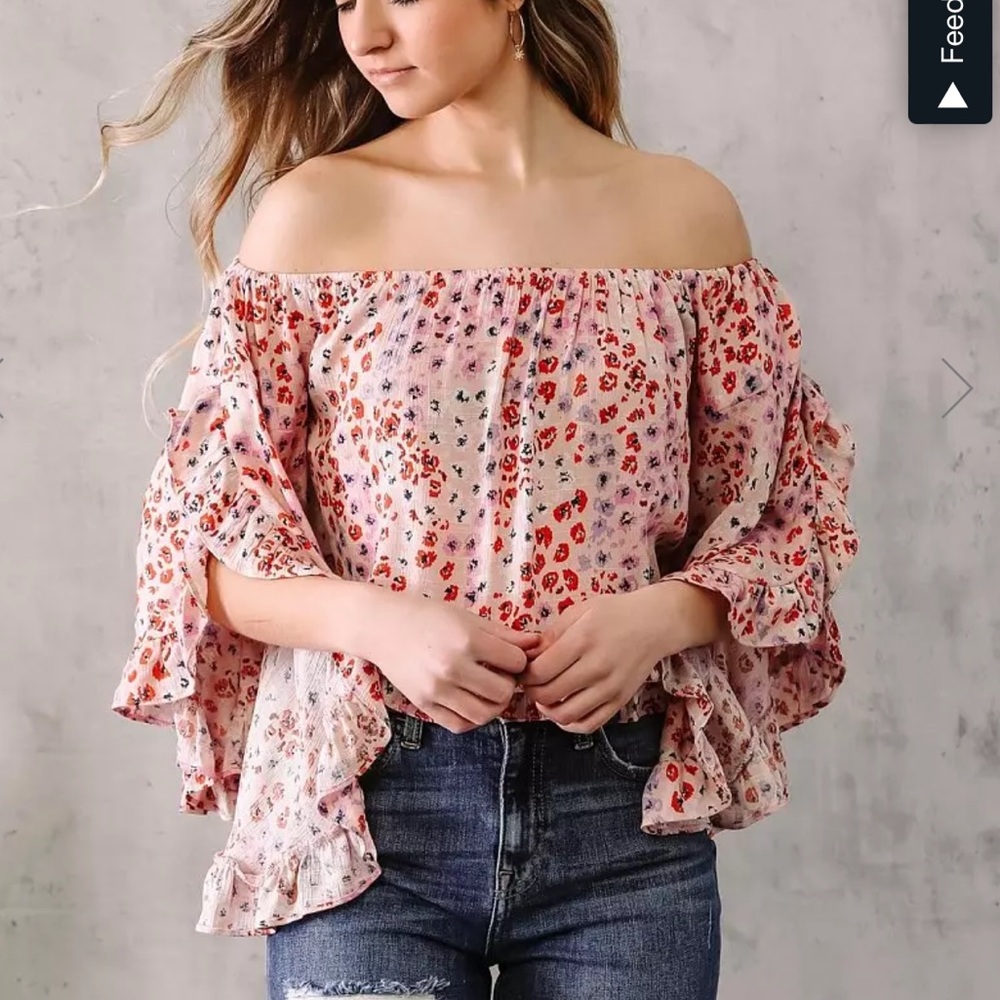 Willow and root BKE off shoulder top